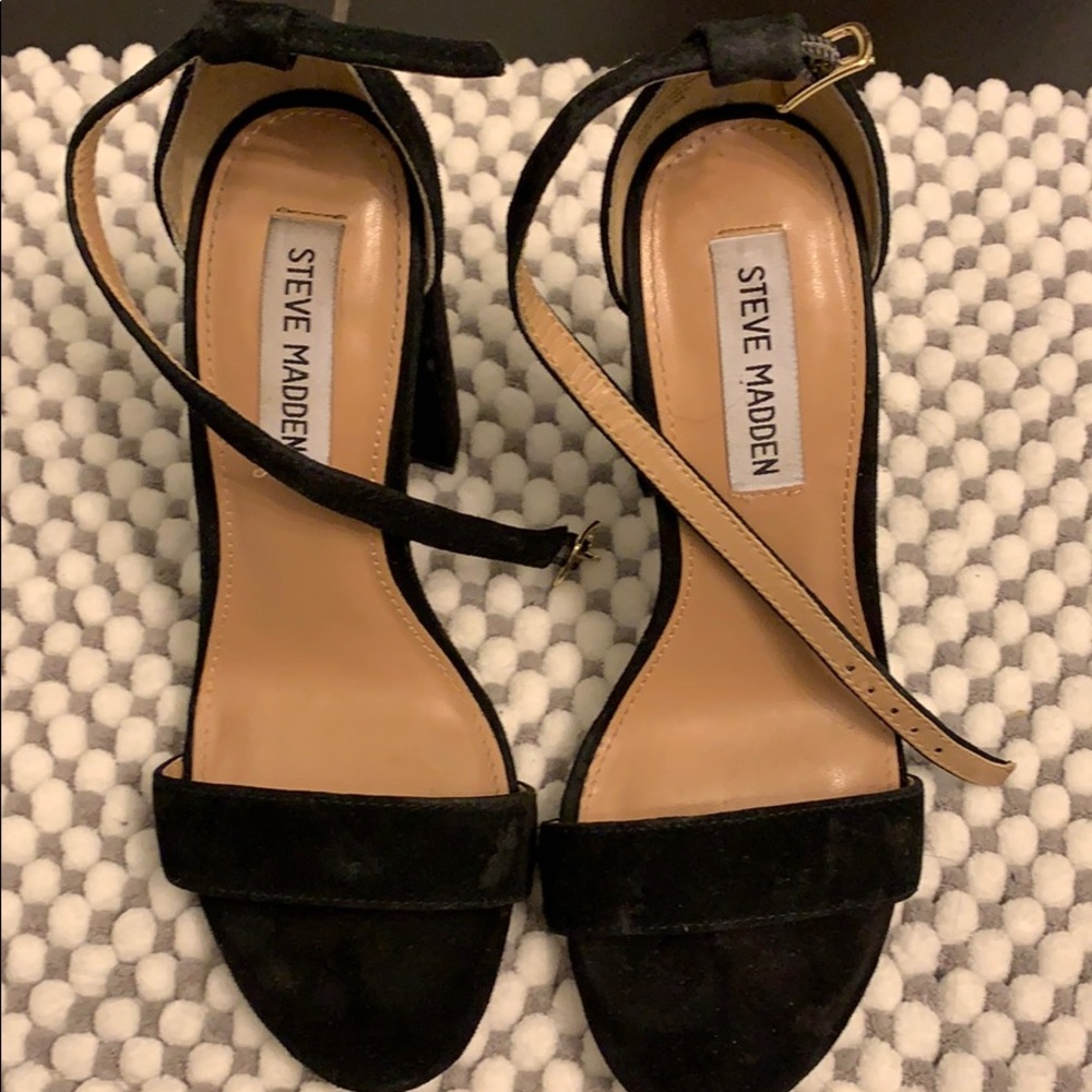 Steve Madden black heels